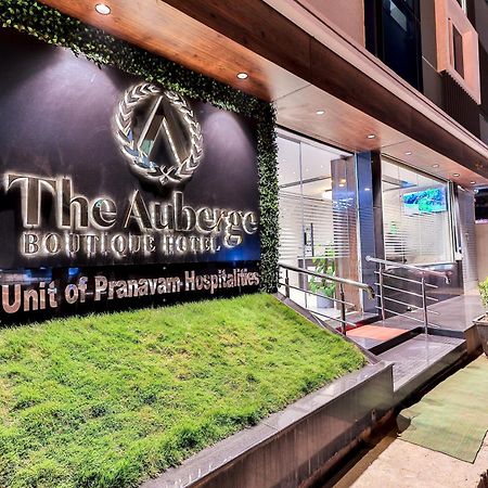 The Auberge Boutique Hotel - Manyata Tech Park 벵갈루루 외부 사진