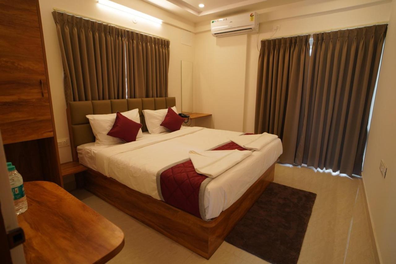 The Auberge Boutique Hotel - Manyata Tech Park 벵갈루루 객실 사진
