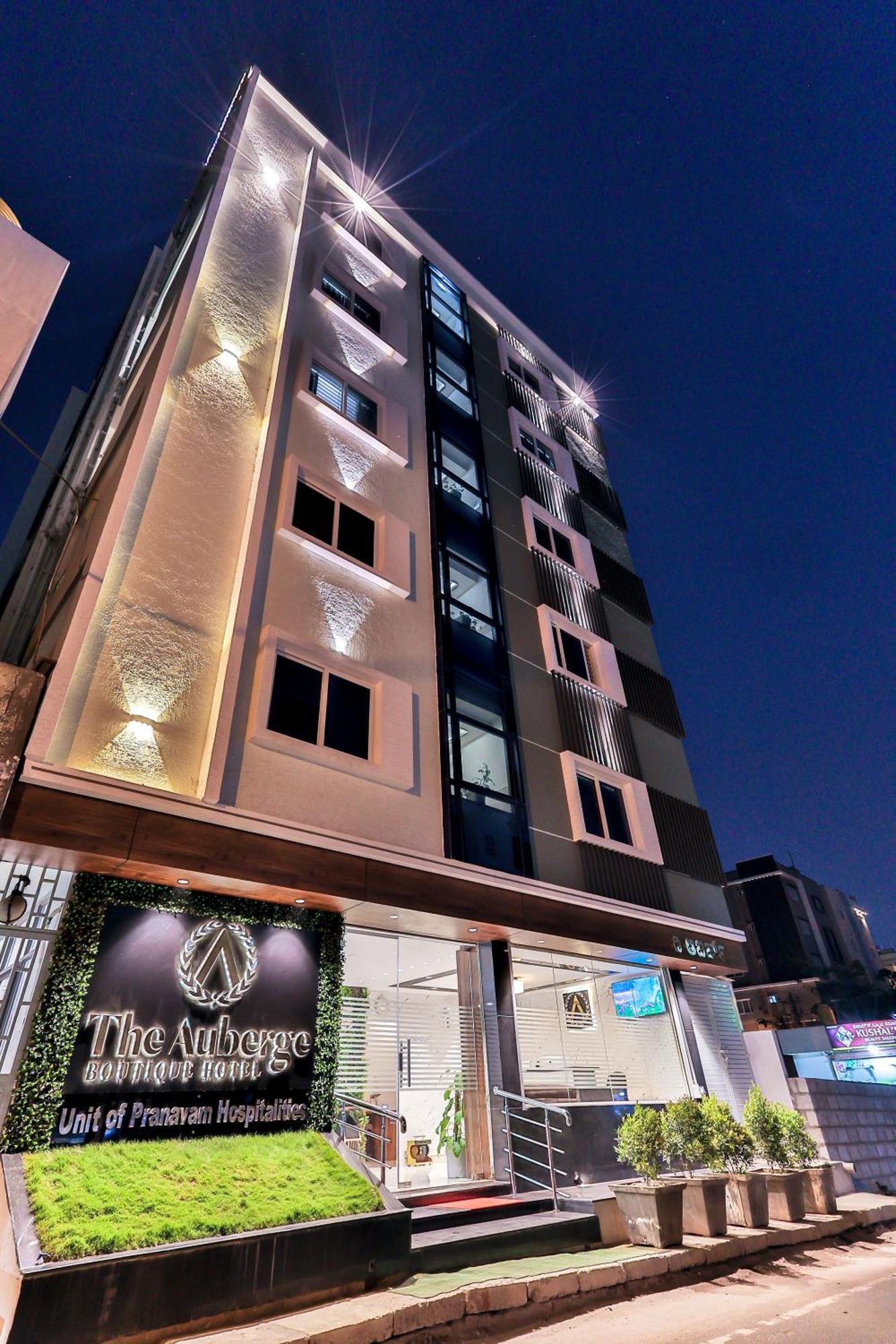 The Auberge Boutique Hotel - Manyata Tech Park 벵갈루루 외부 사진