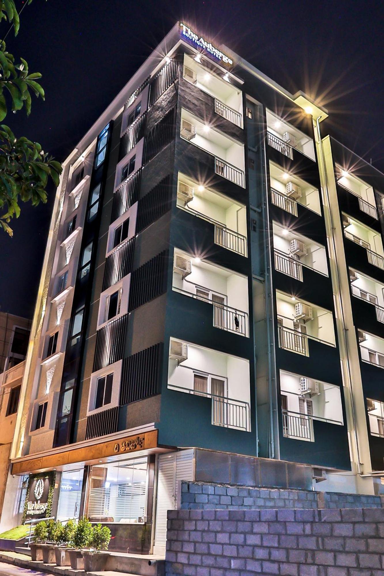The Auberge Boutique Hotel - Manyata Tech Park 벵갈루루 외부 사진